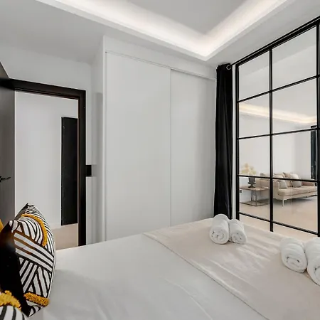 Apartment Modern 2b In The Heart Of Puerto Banus *